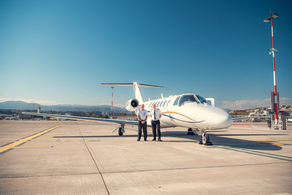 Pilots by private jet by jet view your partner in aviation